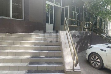 Фото №1: Коммерция 100 м² - Ростов-на-Дону, р. Ленинский, пр-кт Будённовский, 2