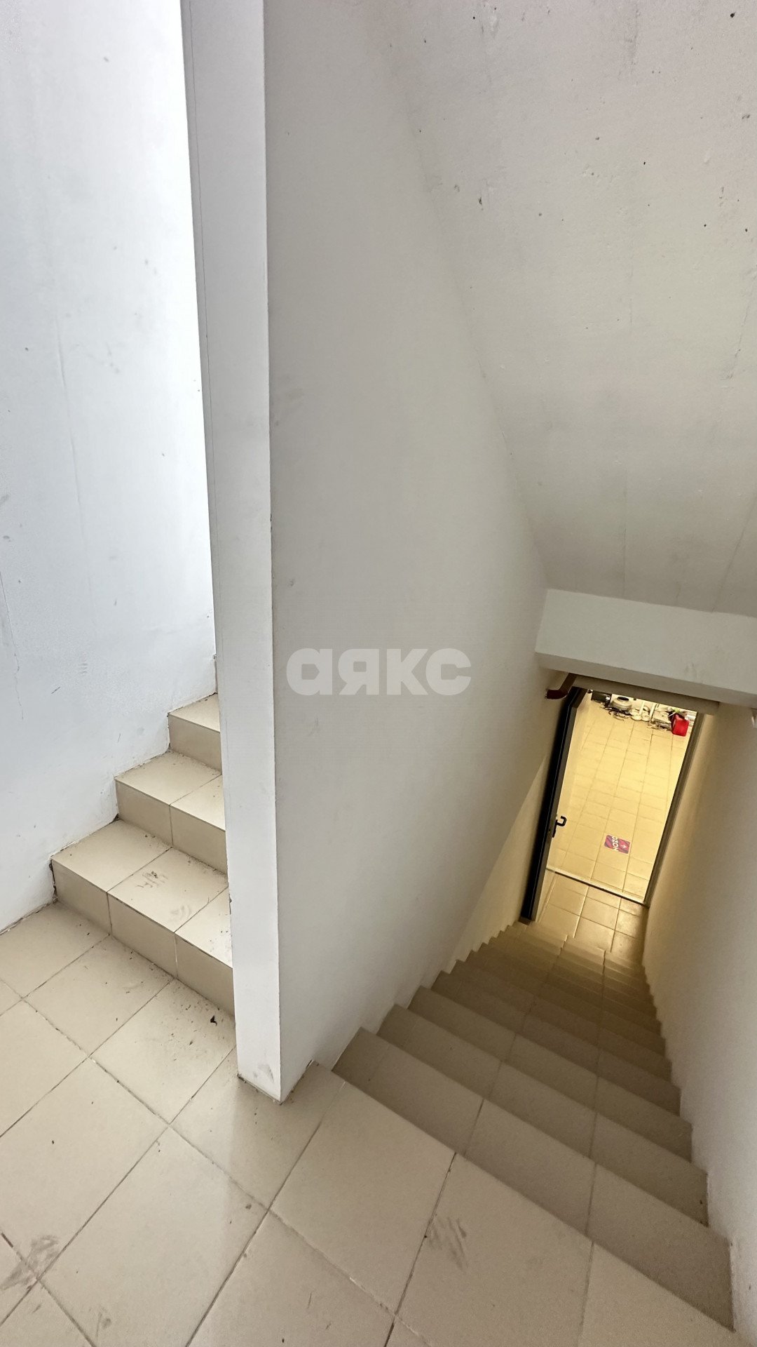 Фото №8: Коммерция 200 м² - Ростов-на-Дону, квартал Верхнегниловской, ул. Портовая, 187/1