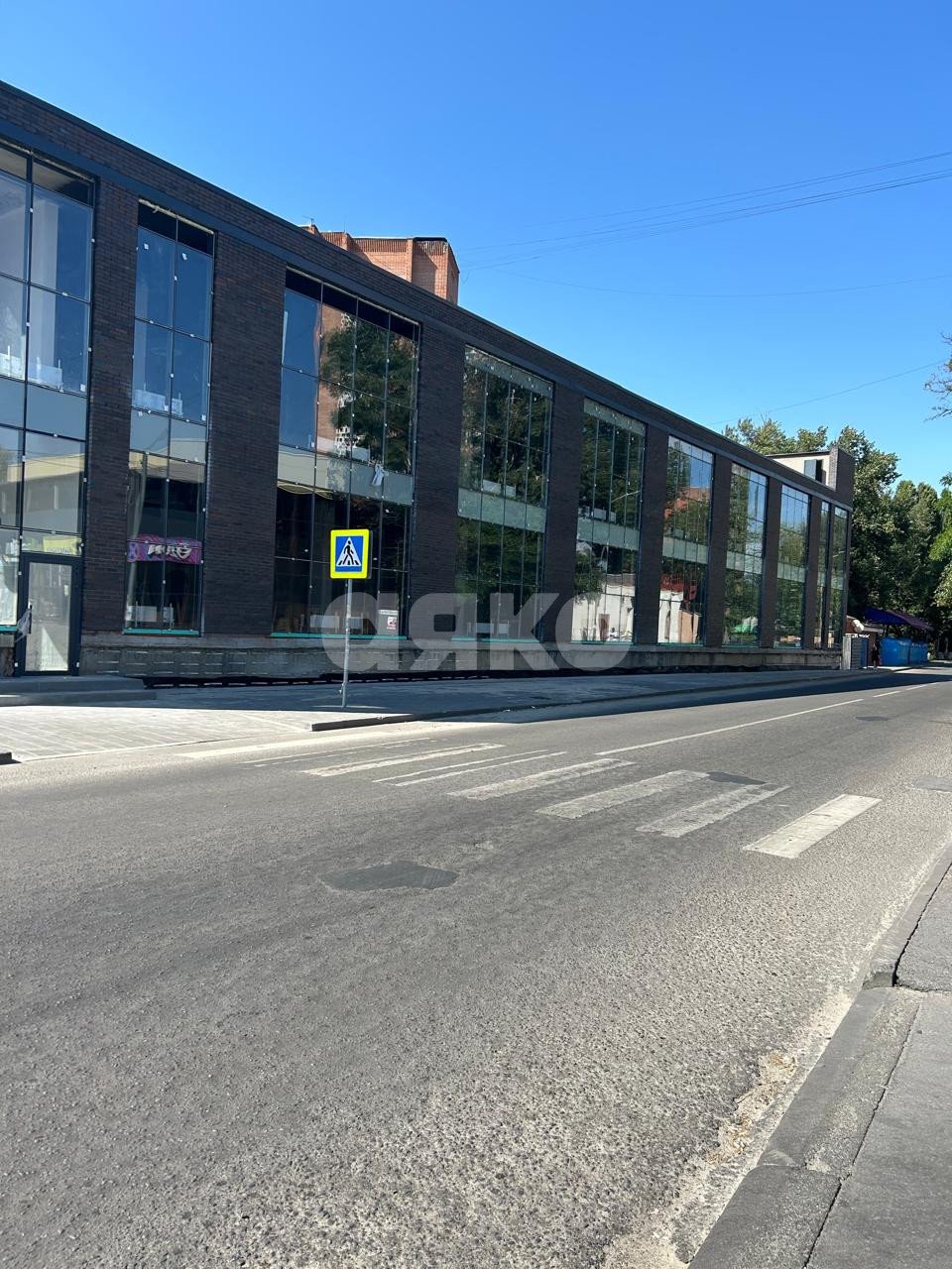 Фото №2: Коммерция 700 м² - Ростов-на-Дону, Сельмаш, пр-кт Мира, 3
