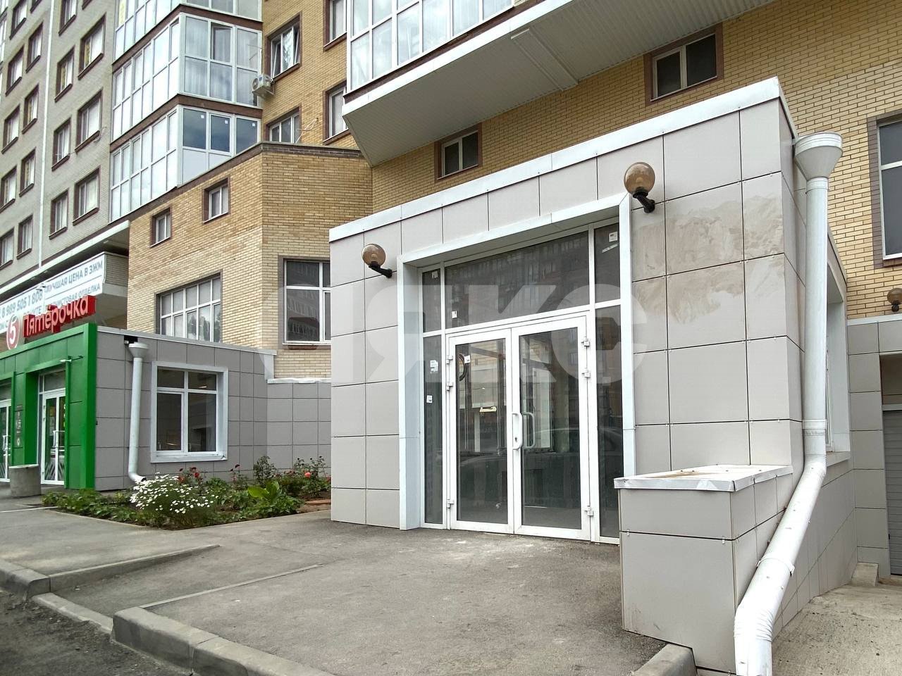Фото №1: Коммерция 293 м² - Ростов-на-Дону, Западный, ул. Зорге, 9