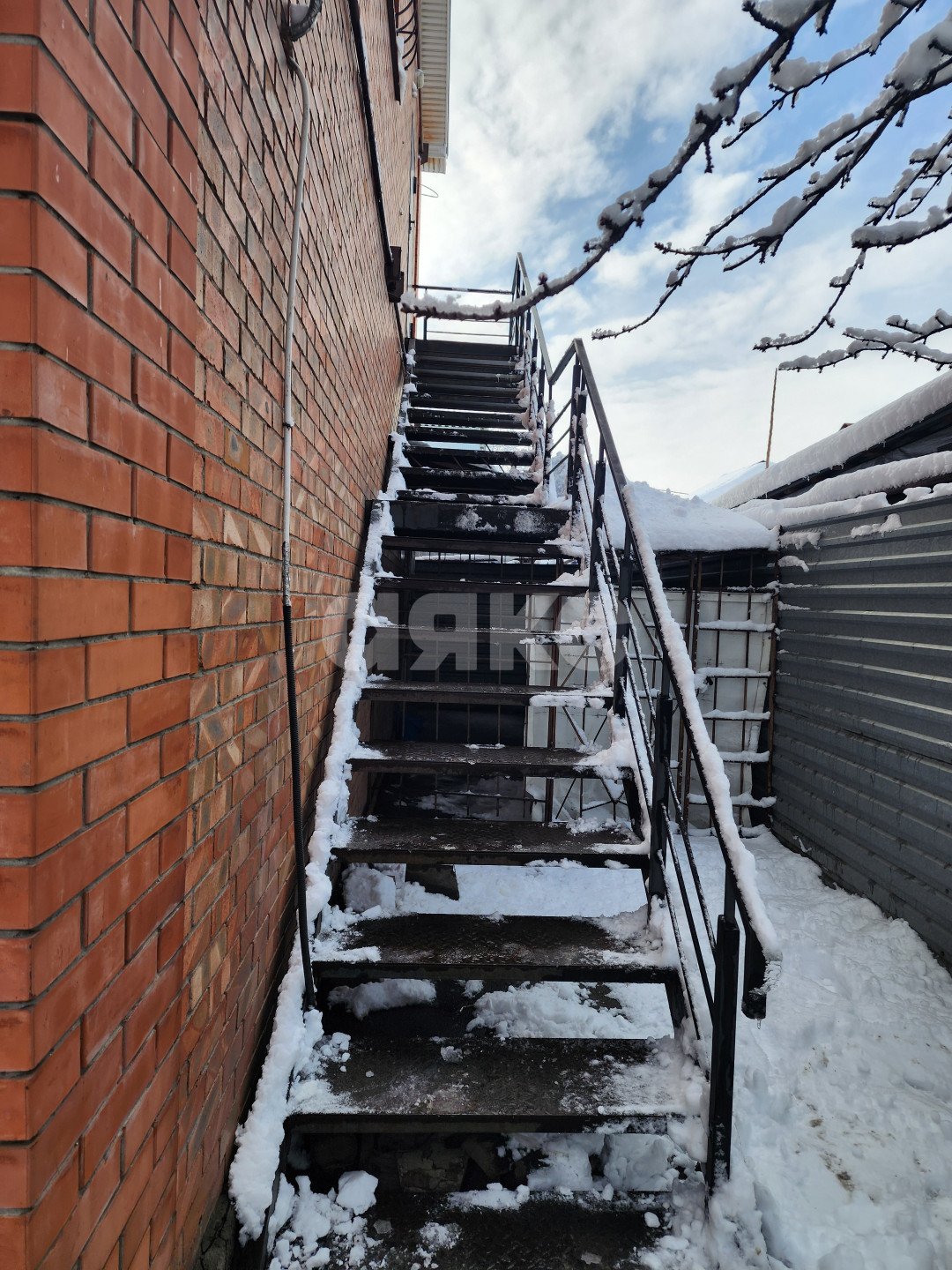 Фото №7: Коммерция 413 м² - Ростов-на-Дону, квартал Змиёвка, ул. Доватора, 102