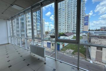 Фото №3: Коммерция 204 м² - Краснодар, мкр. Центральный, ул. Кубанская набережная, 33