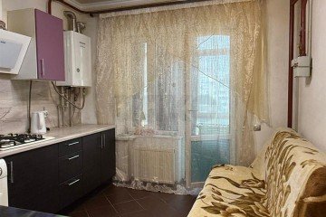 Фото №4: 1-комнатная квартира 40 м² - Берёзовый, мкр. Витаминкомбинат, ул. Целиноградская, 4/2Б