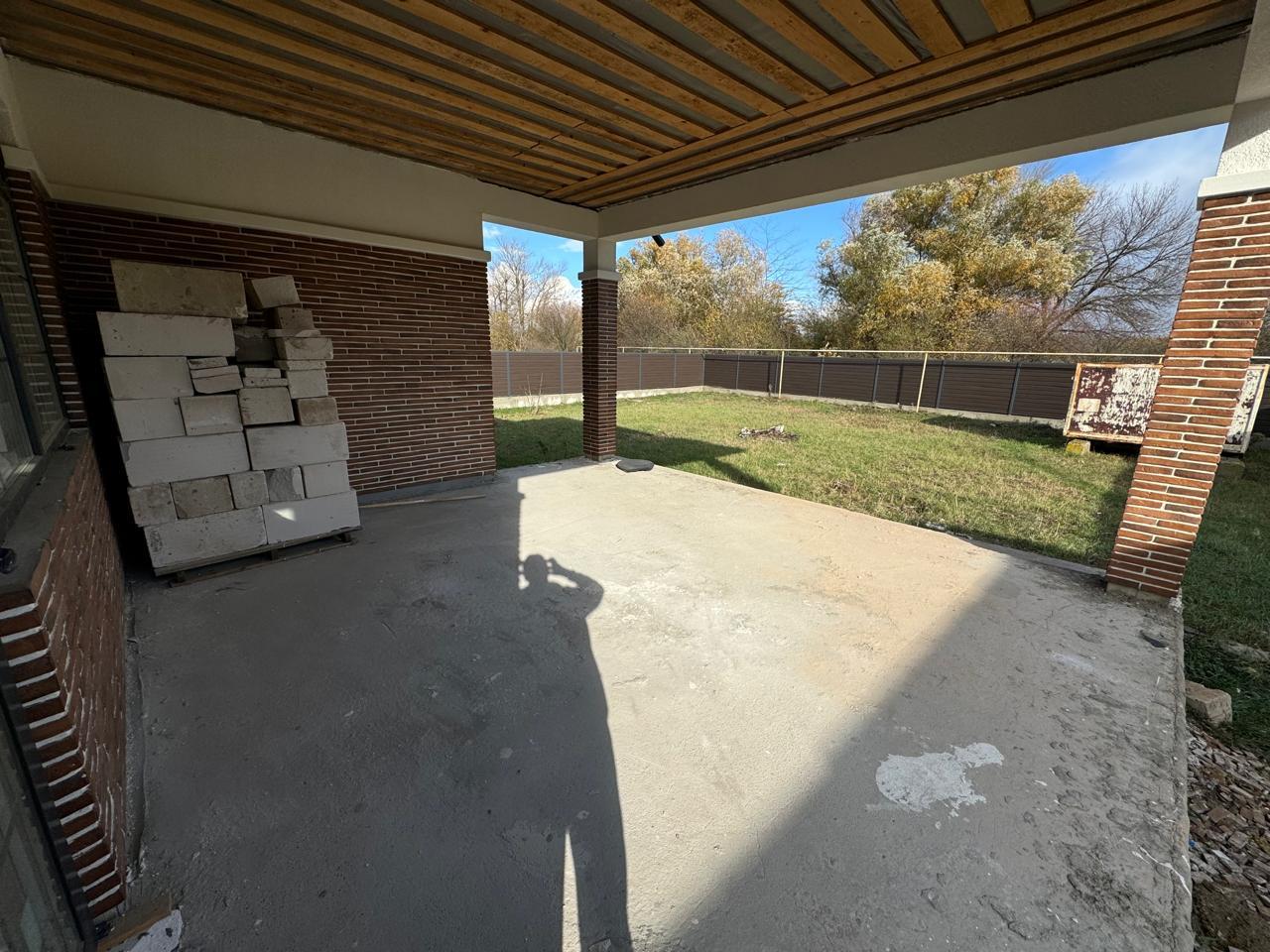 Фото №12: Дом 230 м² + 10 сот. - Северный, мкр. квартал Северный, ул. Гиагинская, 42