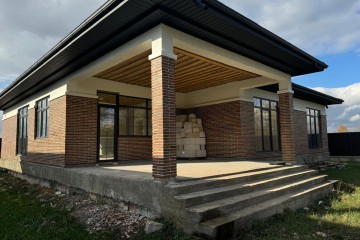 Фото №3: Дом 230 м² - Северный, мкр. квартал Северный, ул. Гиагинская, 42