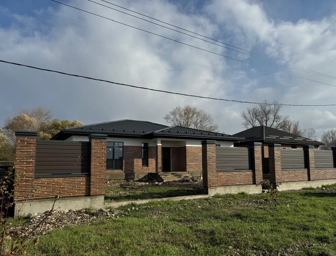 Фото №4: Дом 230 м² + 10 сот. - Северный, мкр. квартал Северный, ул. Гиагинская, 42