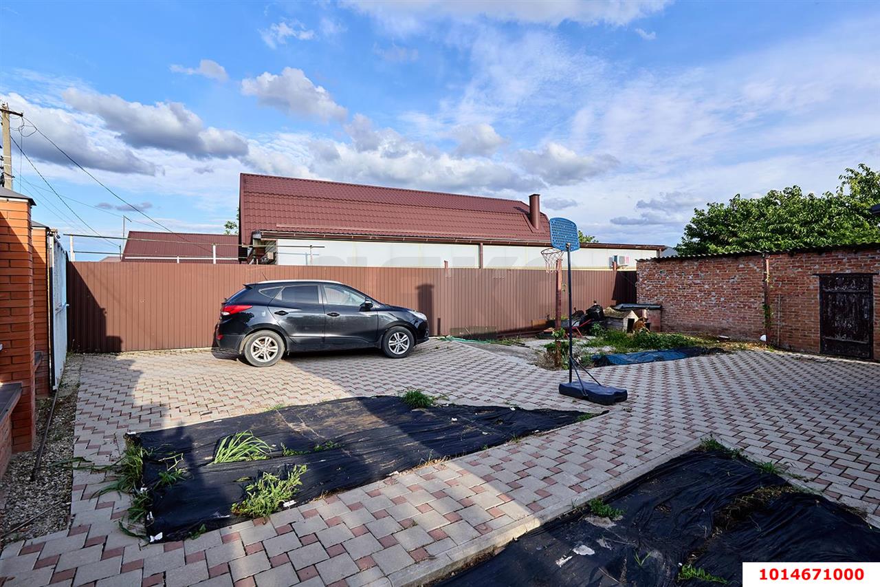 Фото №2: Дом 65 м² + 11.6 сот. - Новотитаровская, ул. Набережная, 51