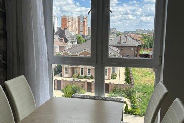 Фото №1: 1-комнатная квартира 38 м² - Краснодар, мкр. Солнечный, ул. имени Симиренко, 18