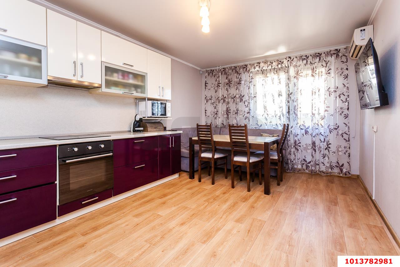 Фото №2: 3-комнатная квартира 85 м² - Краснодар, Прикубанский внутригородской округ, мкр. Молодёжный, ул. 2-я Целиноградская, 11