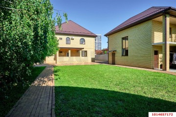 Фото №1: Дом 232 м² - Краснодар, мкр. Завод Радиоизмерительных Приборов, ул. Брюховецкая, 7