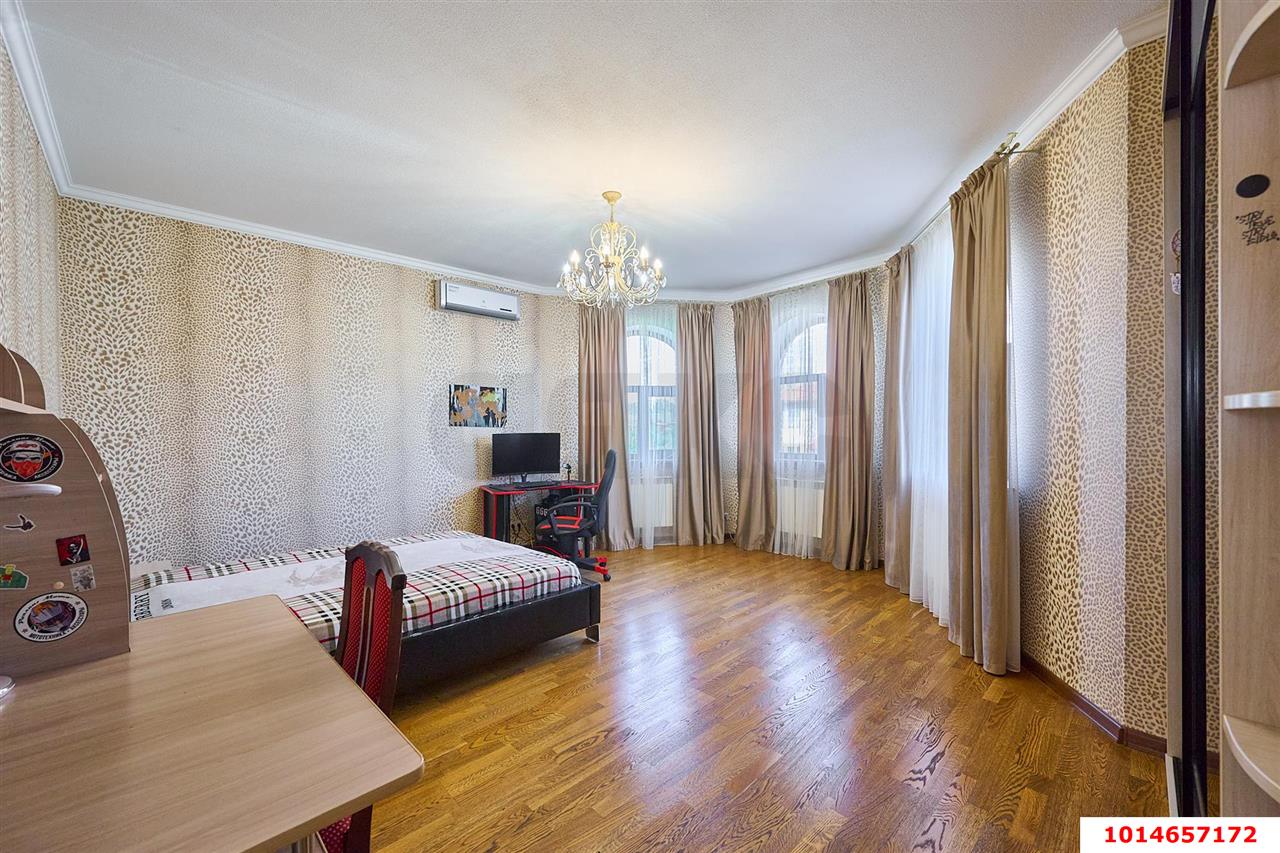 Фото №8: Дом 232 м² + 10 сот. - Краснодар, Прикубанский внутригородской округ, Калинино, мкр. Завод Радиоизмерительных Приборов, ул. Брюховецкая, 7