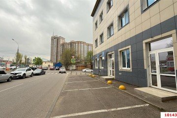 Фото №1: Торговое помещение 65 м² - Краснодар, мкр. Фестивальный, ул. Рашпилевская, 331