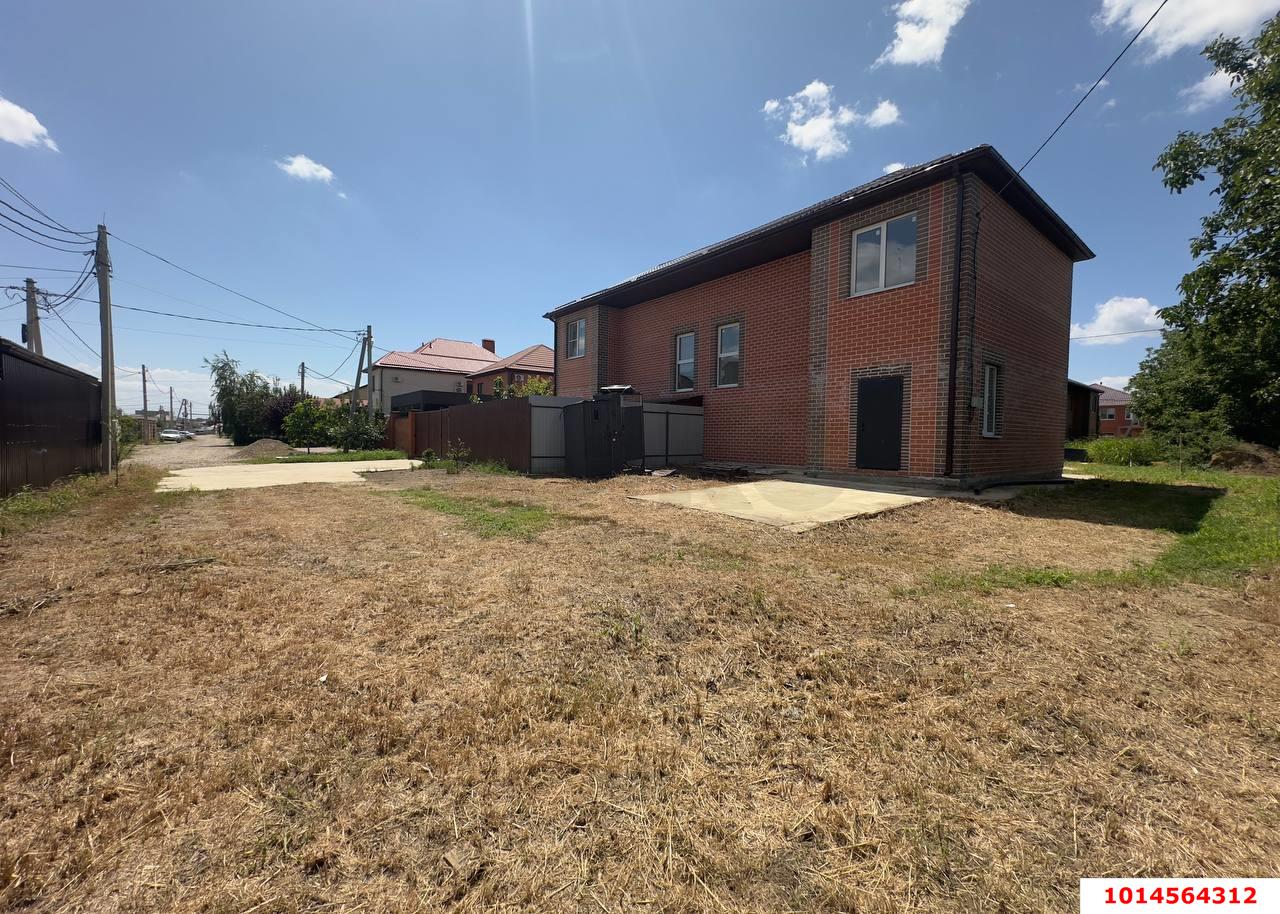 Фото №1: Дом 134 м² + 2 сот. - Новая Адыгея, ул. Западная Дамба, 17/2