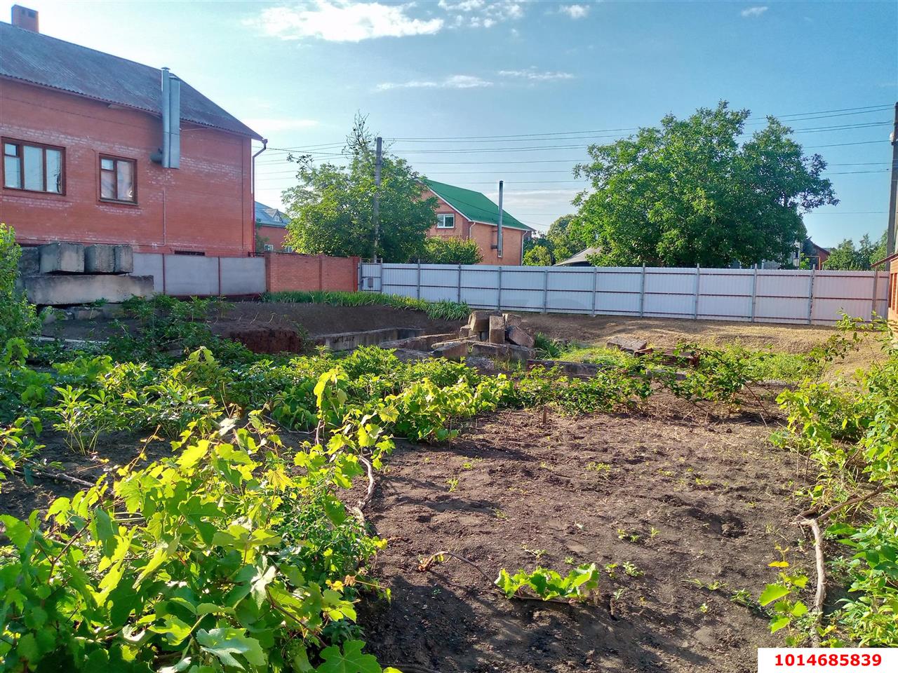 Фото №1: Земельный участок под ИЖС - Краснодар, Завод Радиоизмерительных Приборов, Прикубанский внутригородской округ, п. Калинино, ул. Янтарная, 12