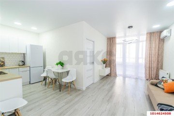 Фото №2: 2-комнатная квартира 58 м² - Краснодар, мкр. жилой комплекс Титаны, б-р Адмирала Пустошкина, 11/1