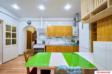 Фото №1: Часть дома 58 м² - Краснодар, мкр. Центральный, ул. Фрунзе, 148