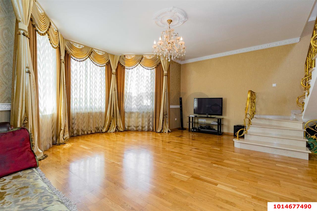 Фото №6: Дом 141 м² + 4 сот. - Краснодар, Прикубанский внутригородской округ, Завод Радиоизмерительных Приборов, мкр. Ростовское Шоссе, ул. 2-я Арбатская, 6/1