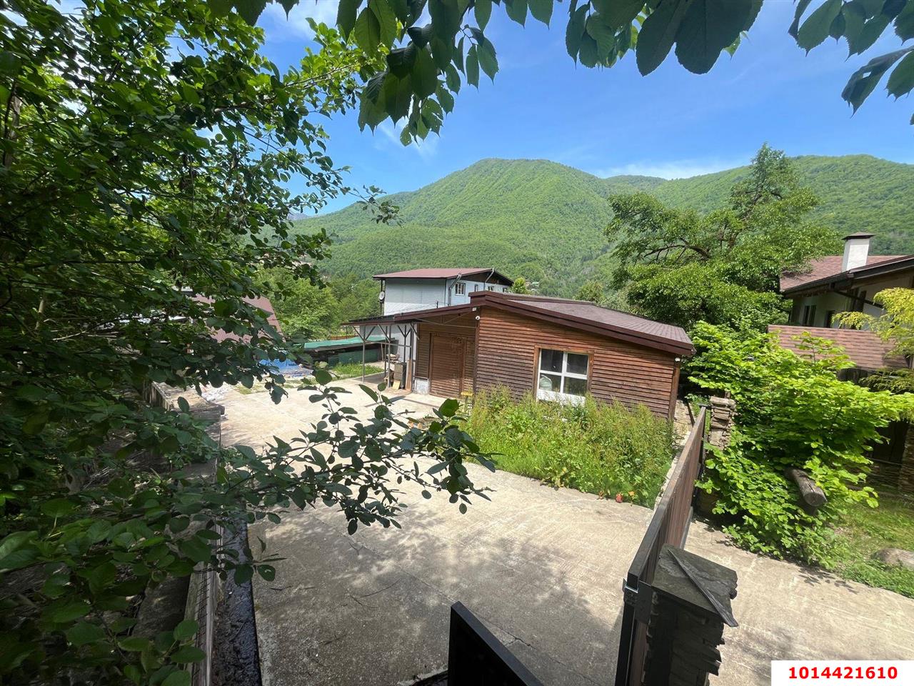 Фото №3: Дом 272 м² + 8.3 сот. - Эстосадок, Адлерский, мкр. курорт Красная Поляна, ул. Дубравная, 56