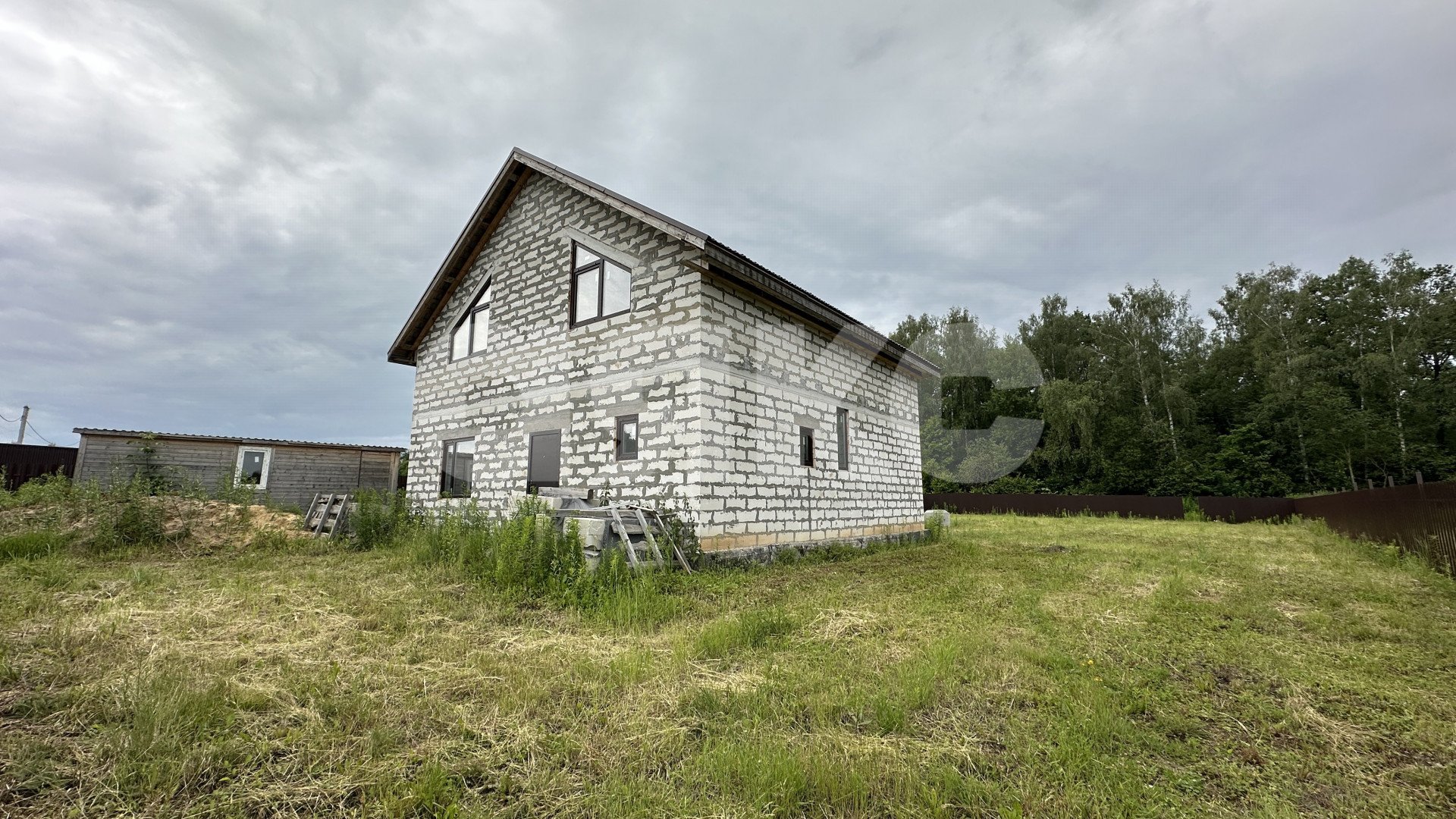 Фото №1: Дом 163 м² + 16 сот. - Уваровка, Привокзальный территориальный округ, ул. 1-я Дубравная, 39
