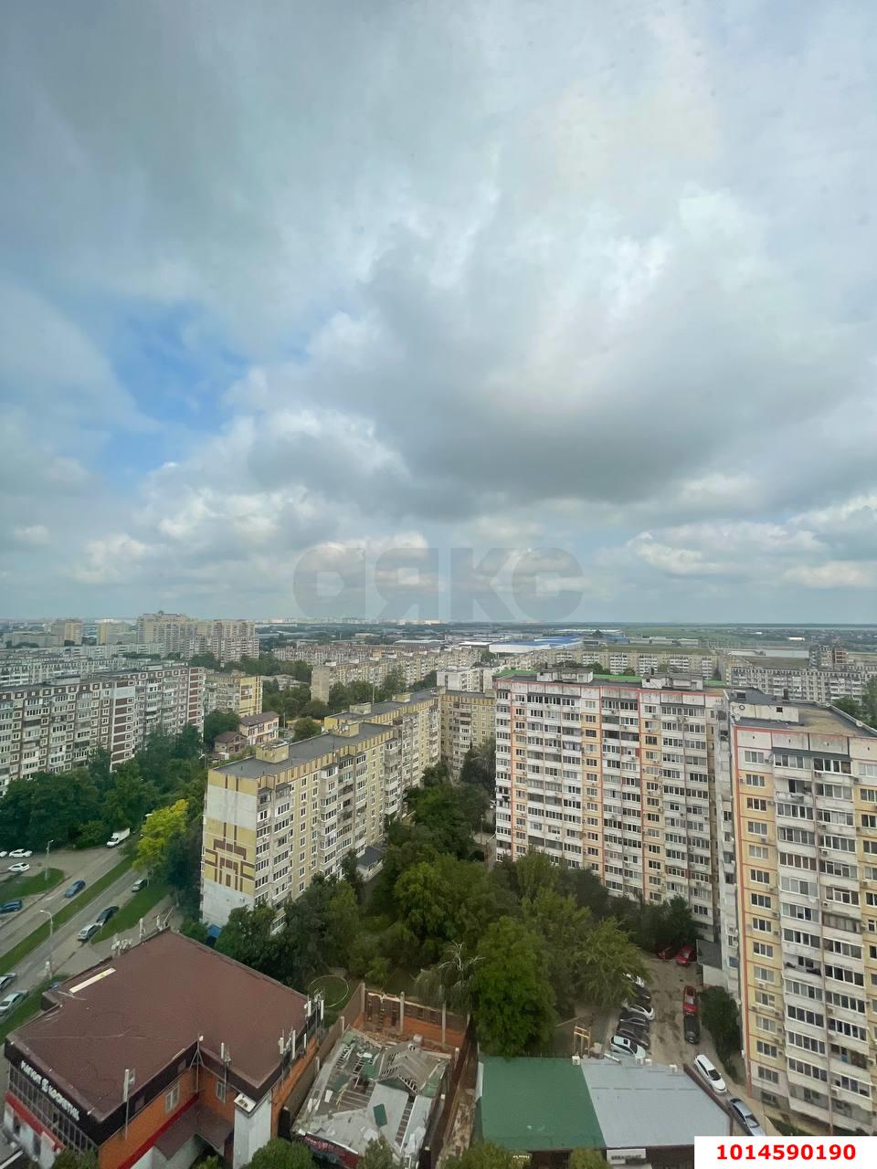 Фото №3: 2-комнатная квартира 70 м² - Краснодар, Комсомольский, ул. Сормовская, 204