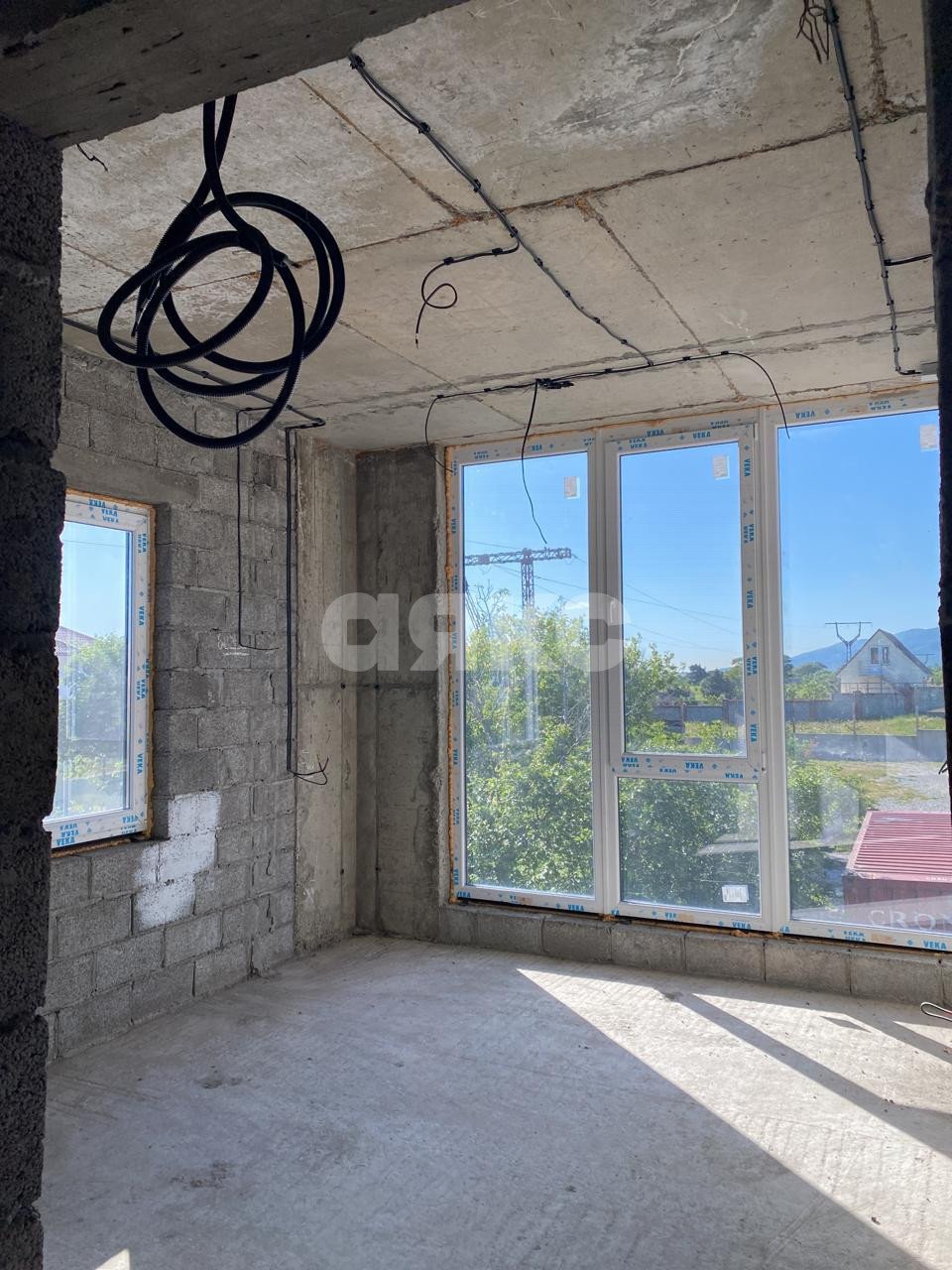 Фото №25: Дом 240 м² + 5.7 сот. - Геленджик, Куприянова Щель, ул. Малахитовая, 10