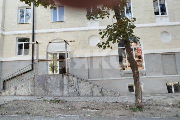 Фото №1: Коммерция 80 м² - Мариуполь, р. Центральный, ул. Артёма