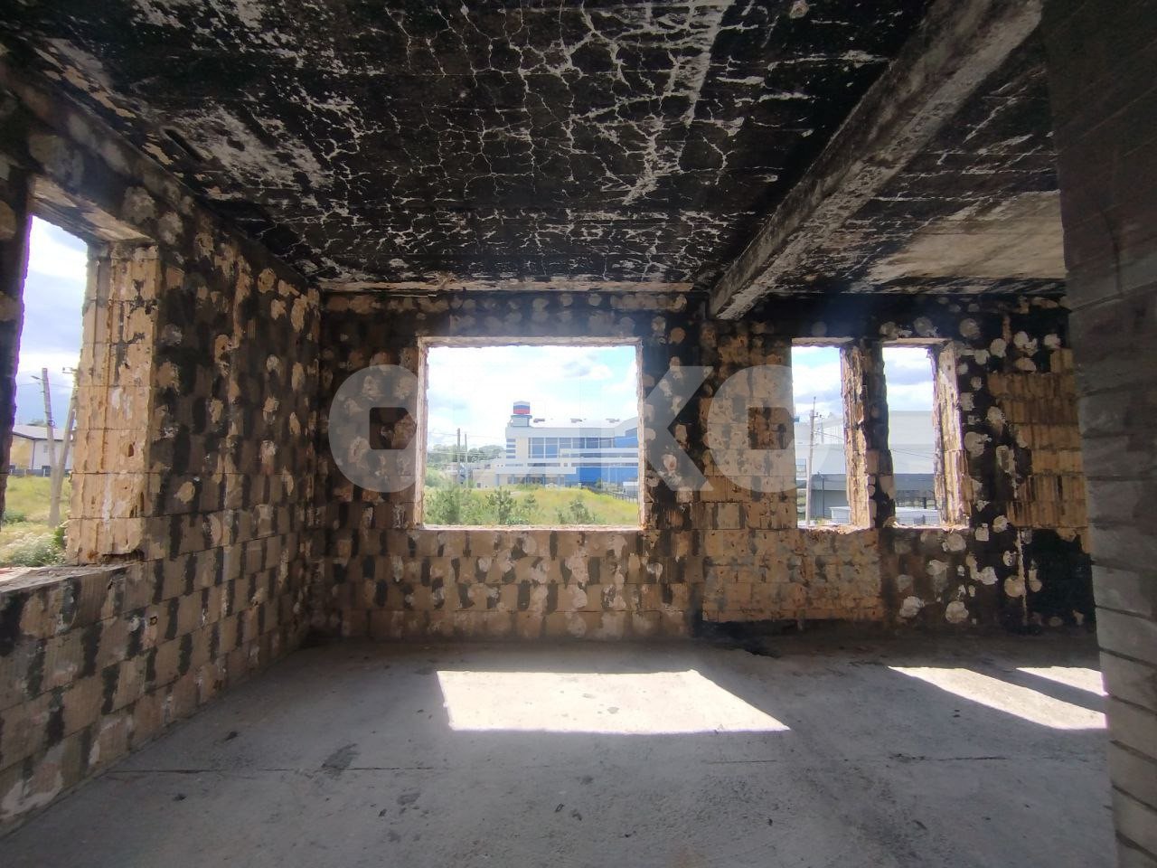 Фото №4: Дом 180 м² + 7 сот. - Мариуполь, Центральный, ул. Административная площадь