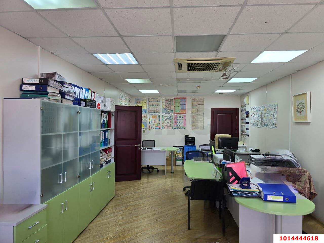 Фото №11: Коммерция 122 м² - Краснодар, мкр. Западный внутригородской округ, ул. Шоссе Нефтяников, 28