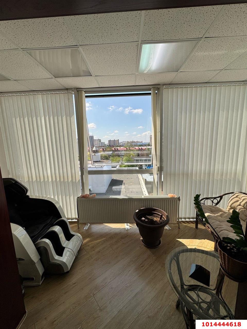 Фото №3: Коммерция 122 м² - Краснодар, мкр. Западный внутригородской округ, ул. Шоссе Нефтяников, 28