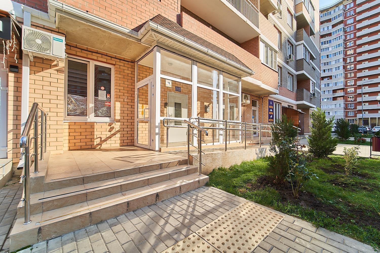 Фото №2: 1-комнатная квартира 34 м² - Краснодар, Прикубанский внутригородской округ, Калинино, Завод Радиоизмерительных Приборов, мкр. ЖК Акварели-2, ул. Тепличная, 62/1к4