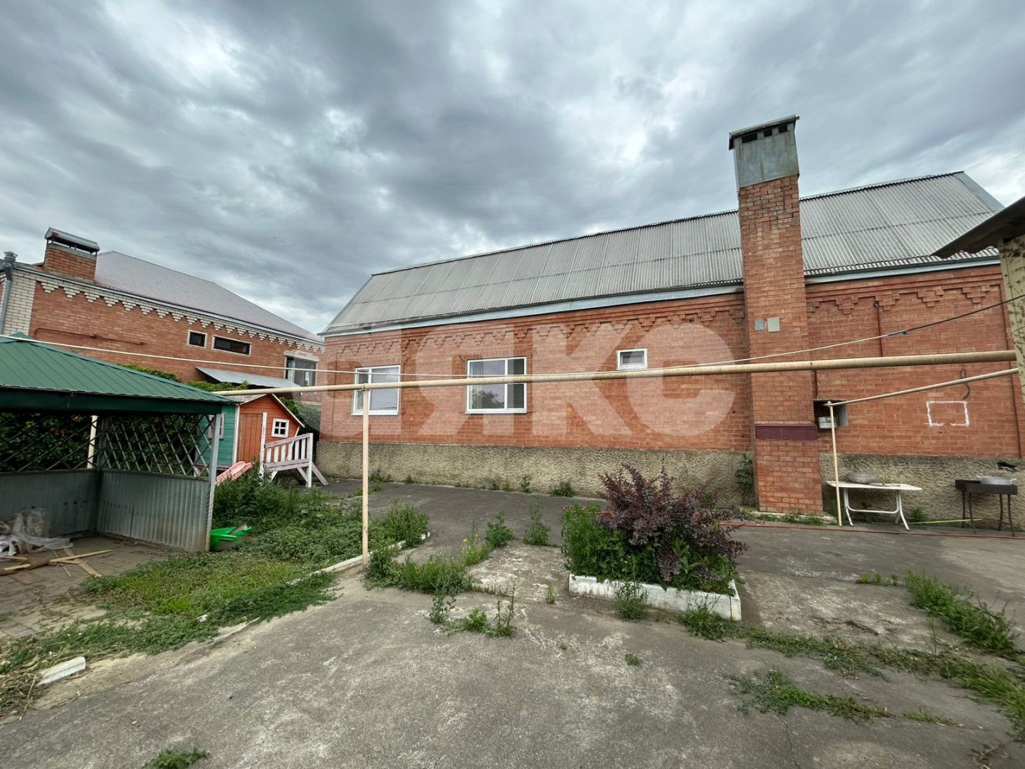 Фото №7: Дом 190 м² + 11 сот. - Новокубанск, ул. Обороны, 44