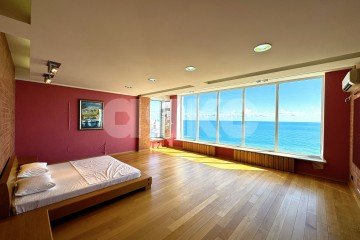 Фото №1: 5+-комнатная квартира 600 м² - Сочи, мкр. Светлана, ул. Депутатская, 2