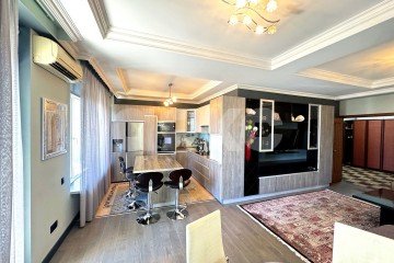 Фото №1: 3-комнатная квартира 130 м² - Сочи, мкр. Светлана, пр-кт Пушкина, 5А