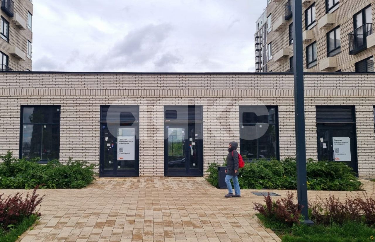 Фото №2: Коммерция 74 м² - Москва, жилой комплекс Холланд Парк, б-р Чкаловский, 9к2