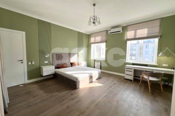 Фото №1: 2-комнатная квартира 100 м² - Москва, р. Якиманка, ул. Серафимовича, 2