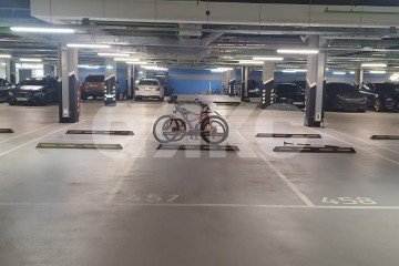 Фото №2: Гараж 13 м² - Москва, мкр. Олимпийская Деревня, пр-кт улица Мичуринский , Олимпийская Деревня