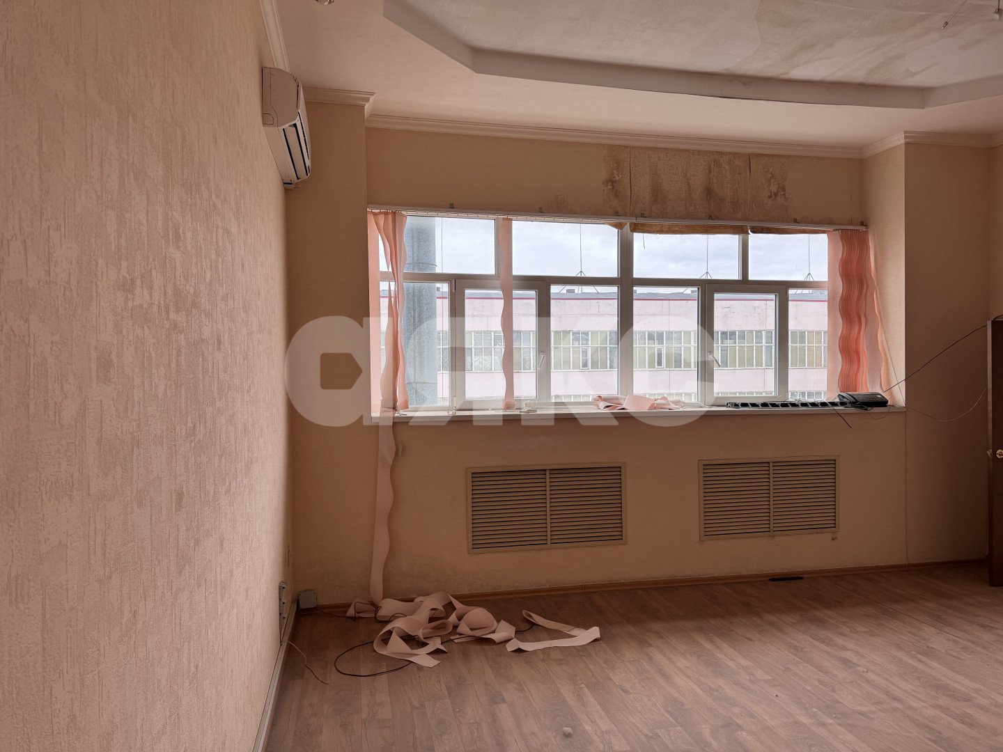 Фото №7: Коммерция 200 м² - Азов, ул. Мира, 49