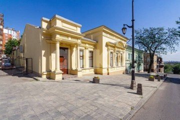 Фото №3: Коммерция 360 м² - Ростов-на-Дону, р. Кировский, пер. Газетный, 8/47