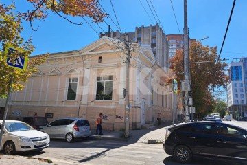 Фото №3: Коммерция 1455 м² - Ростов-на-Дону, мкр. Нахичевань, ул. площадь Свободы, 6/2