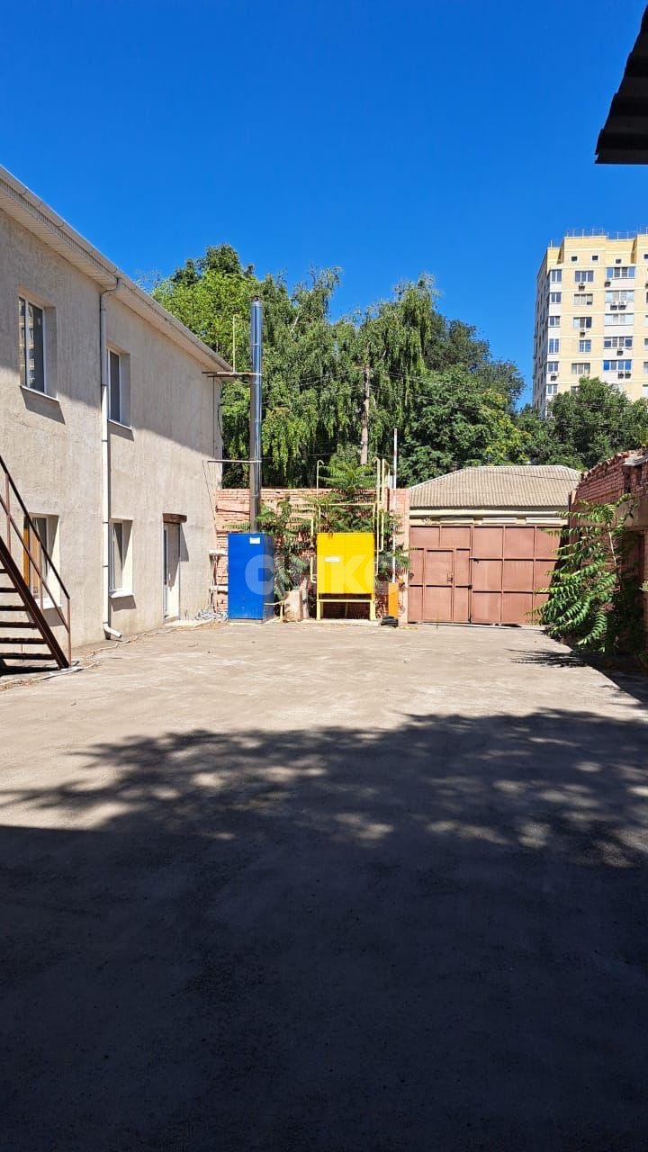 Фото №7: Коммерция 1455 м² - Ростов-на-Дону, Нахичевань, ул. площадь Свободы, 6/2