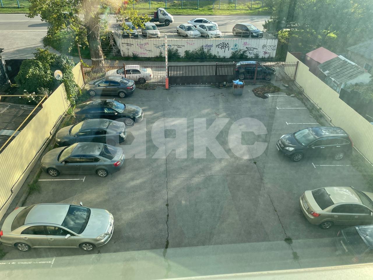 Фото №7: Коммерция 1700 м² - Ростов-на-Дону, Ворошиловский, ул. Турмалиновская, 110