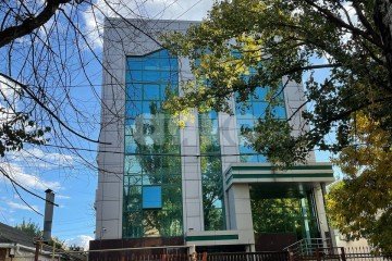 Фото №2: Коммерция 1700 м² - Ростов-на-Дону, р. Ворошиловский, ул. Турмалиновская, 110