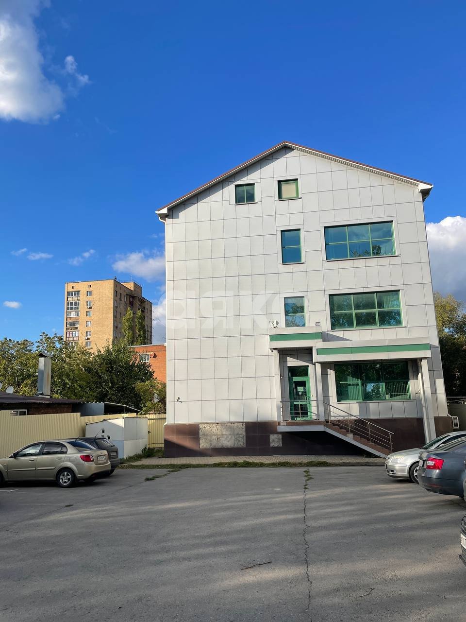 Фото №4: Коммерция 1700 м² - Ростов-на-Дону, Ворошиловский, ул. Турмалиновская, 110