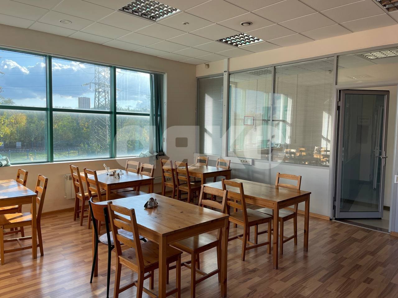 Фото №12: Коммерция 1700 м² - Ростов-на-Дону, Ворошиловский, ул. Турмалиновская, 110
