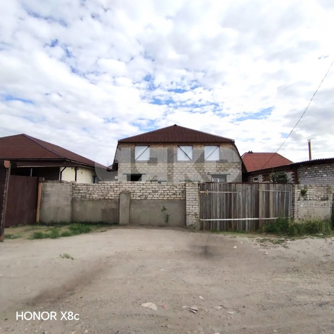 Фото №4: Дом 200 м² + 3.3 сот. - Волгоград, Кировский, ул. 2-я  Лескова
