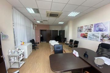 Фото №5: Коммерция 103 м² - Краснодар, мкр. Центральный, ул. Кубанская Набережная, 39