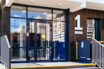 Фото №4: 3-комнатная квартира 77 м² - Краснодар, мкр. Гидростроителей, ул. Автолюбителей, 1Гк2