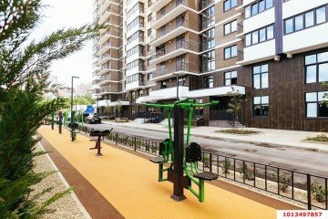 Фото №1: 3-комнатная квартира 82 м² - Краснодар, мкр. Гидростроителей, 