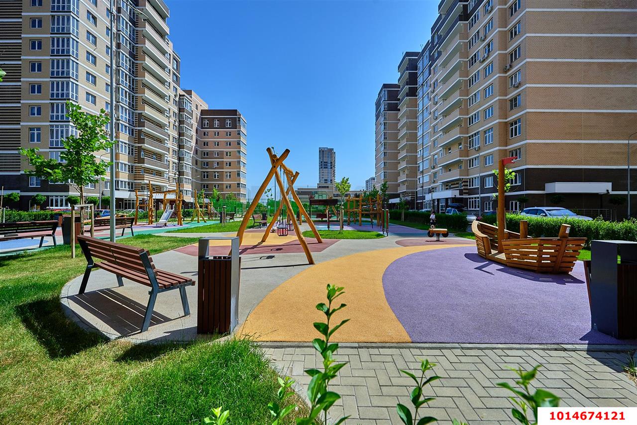 Фото №16: Студия 30 м² - Краснодар, ЖК Красная Площадь, ул. им. Мурата Ахеджака, 12к7