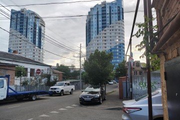 Фото №2: Торговое помещение 62 м² - Краснодар, мкр. Центральный, ул. Гимназическая, 3